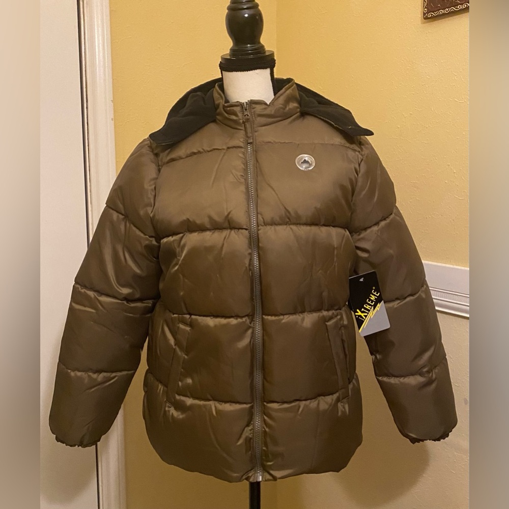 iXTREME Hooded Unisex Puffer/Ski Jacket; Youth size - 18; So soft & comfy; NWT